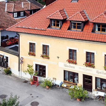 Pension Gaestehaus Heller Weissenkirchen in der Wachau Esterno foto