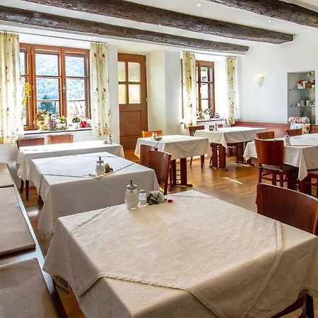 Pension Gaestehaus Heller Weissenkirchen in der Wachau Esterno foto