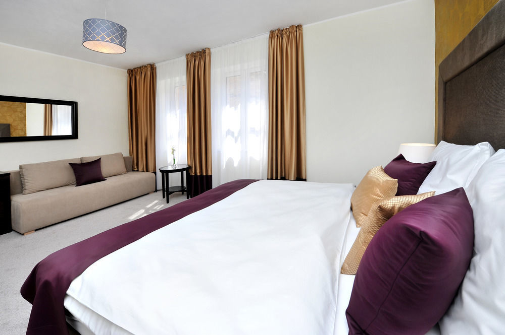 Pension Gaestehaus Heller Weissenkirchen in der Wachau Esterno foto